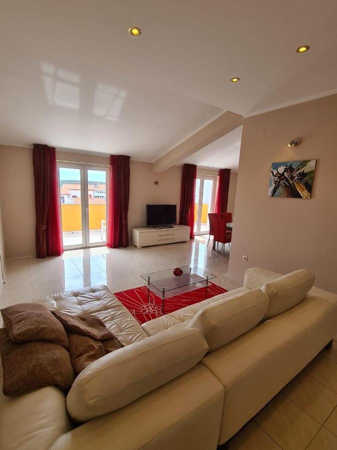 Apartment Sunny Póla Kültér fotó